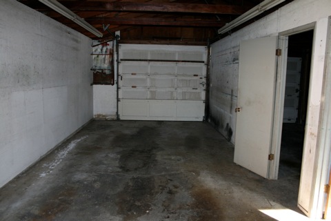 Right side Garage