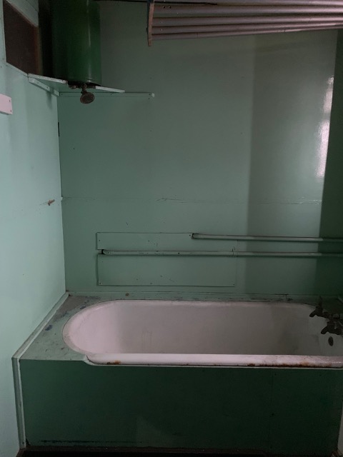 The Kitchen / Shower / Tub
