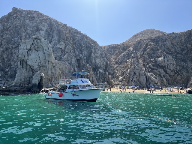 Third dive site, Pelican Rock (off-frame to the right)