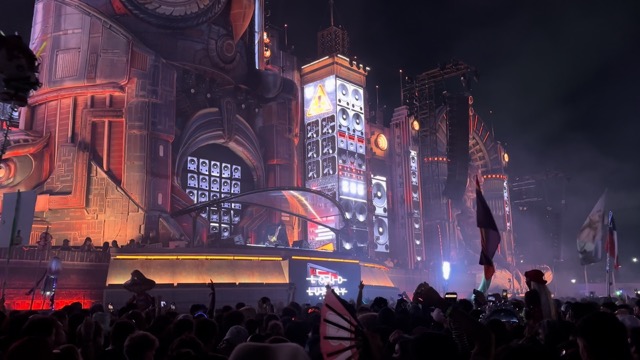 Body (feat. brando) by Loud Luxury