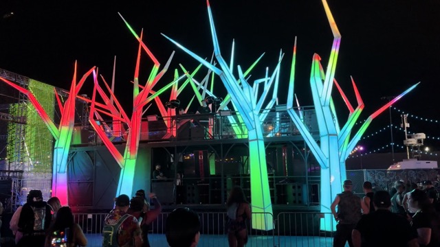 Forest House stage with Boizy