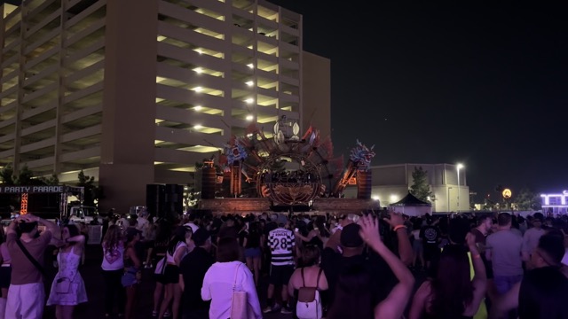 The drop just isn't the same without lights