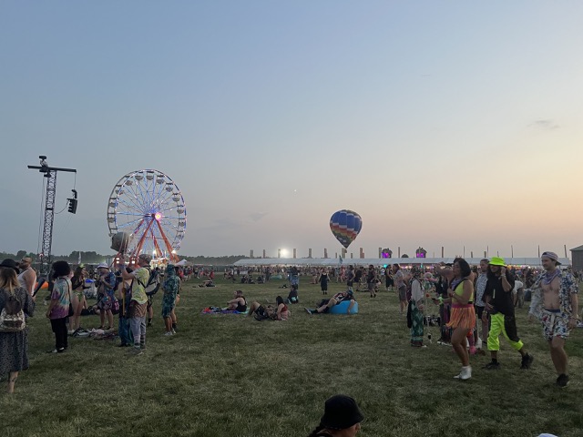 Ferris Wheel and Hot Air Balloon