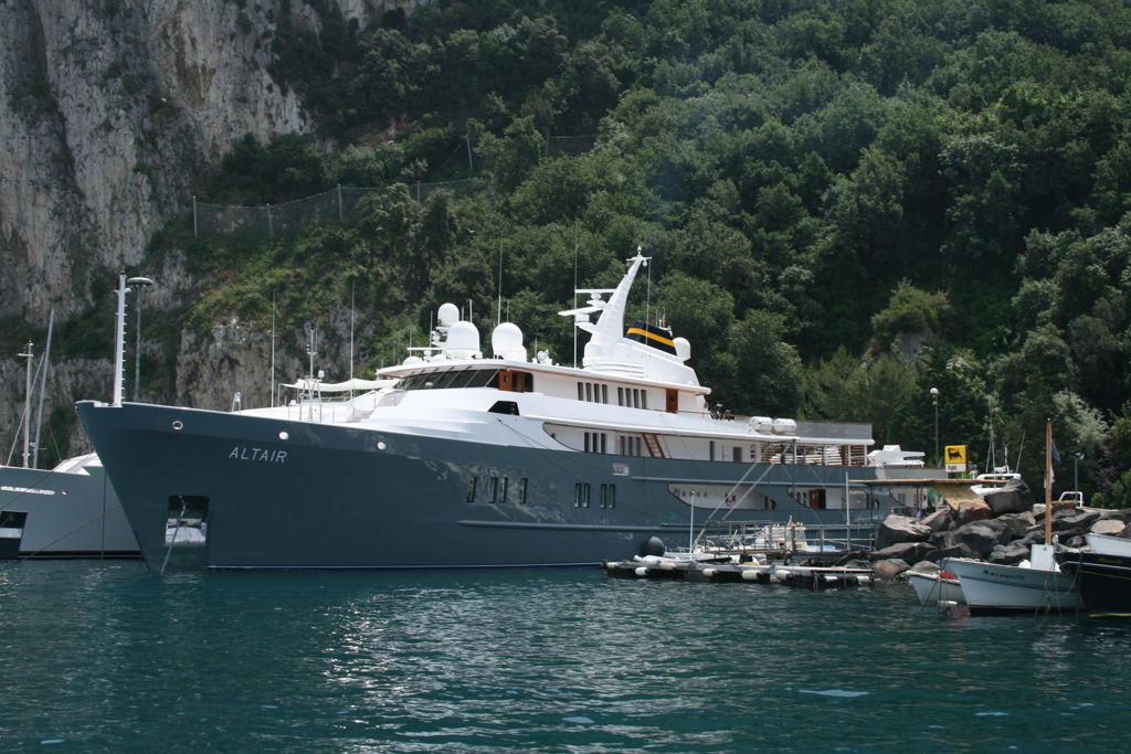 Altair Yacht