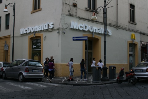 McDonald's in Pompei