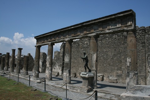 Tempio di Apollo (the green statue is Apollo)