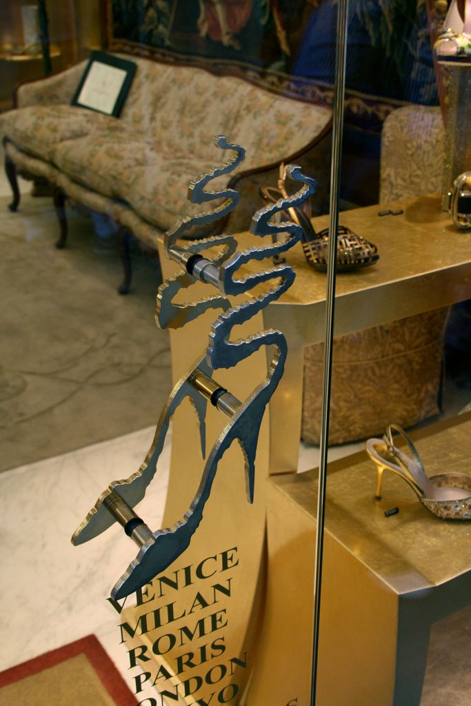 Fancy door handle to a shoe store