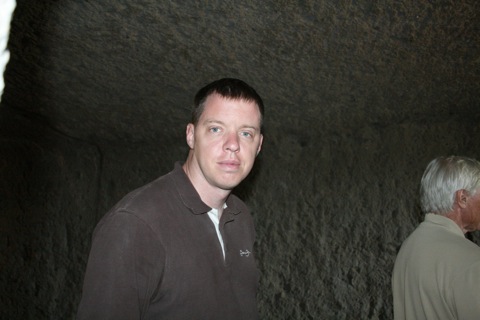 Rob in the cave