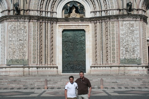 Myke and Rob in front of Duomo