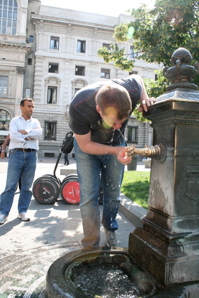 Water fountain...you hold your finger on the bottom of the faucet and it comes out the top for drinking