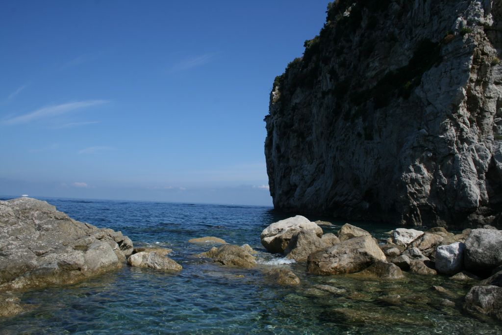 Coast off of Massa Lubrense where we went diving