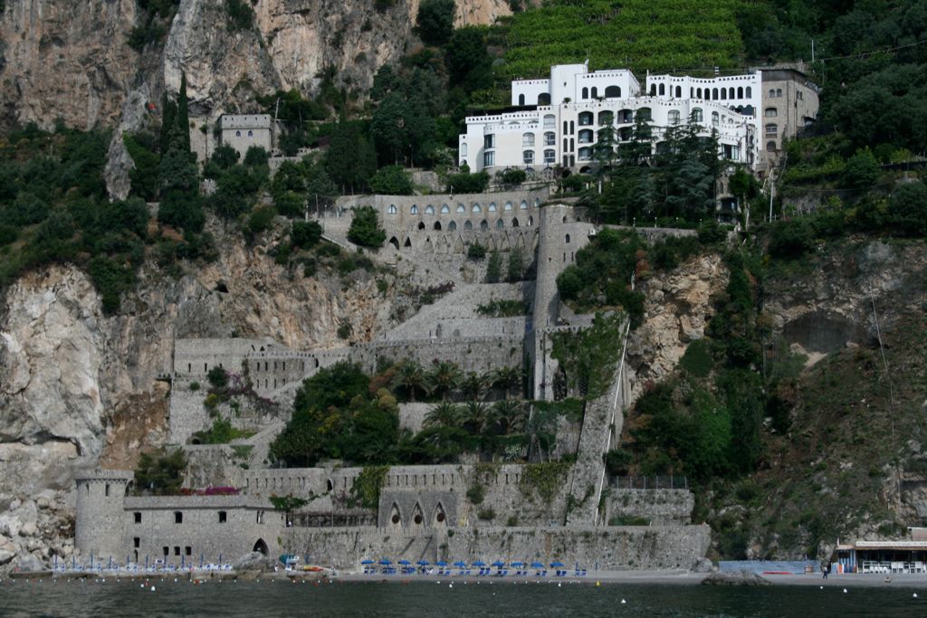 Saraceno Hotel and Castle