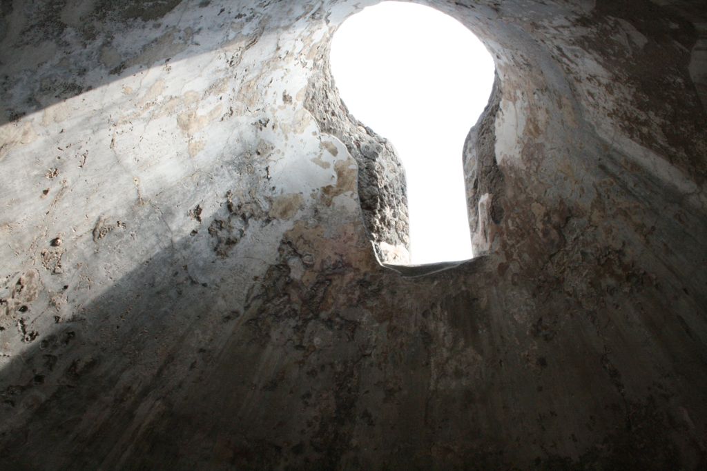 Ceiling of the Cold bath room to allow in natural light