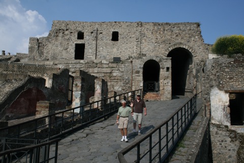 Leaving Pompei