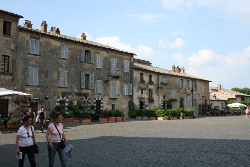 Shops next to the Duomo