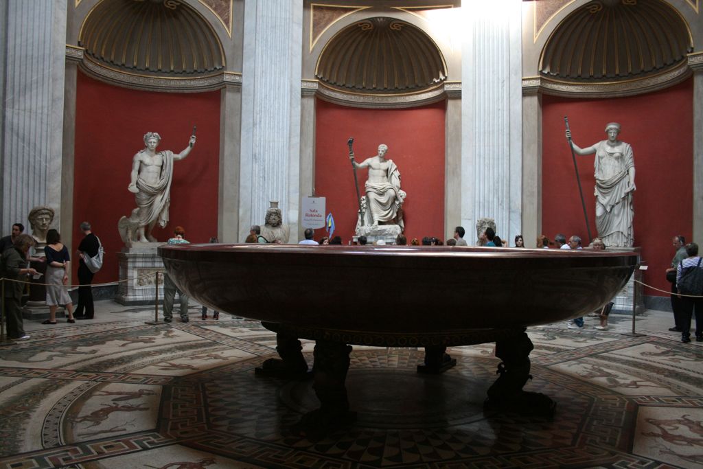 Statues in the Sala Rotonda