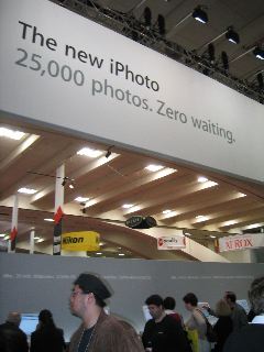 25,000 photos.  Zero waiting.