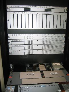 I need a setup like this in my rack at home