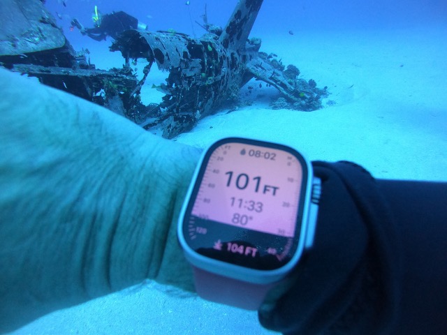 Apple Watch Ultra at 101'