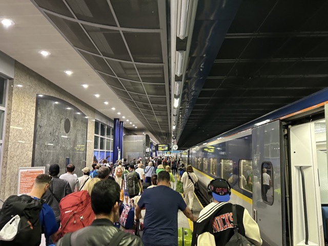 Many People of Tomorrow exiting the train in Brussels