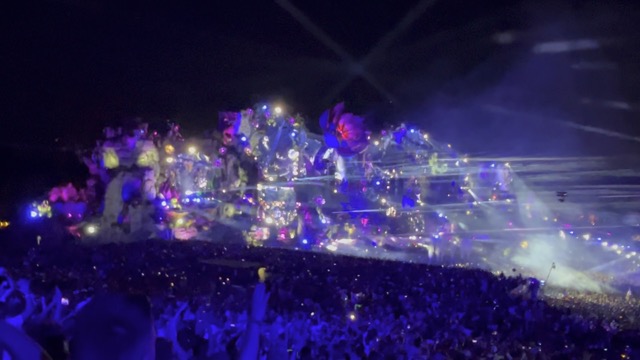 Swedish House Mafia performs to a packed MainStage