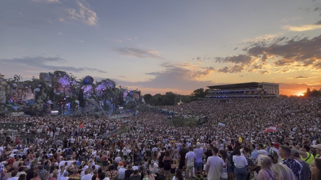 Tomorrowland Interstitial