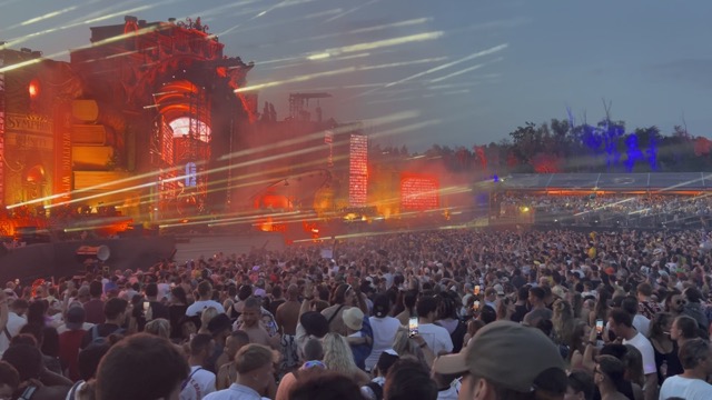 Lost Frequencies at The Library