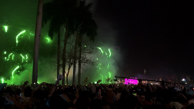 Virus (How About Now) by Martin Garrix & MOTi