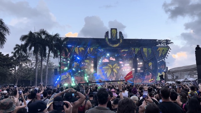 Afrojack's Ten Feet Tall