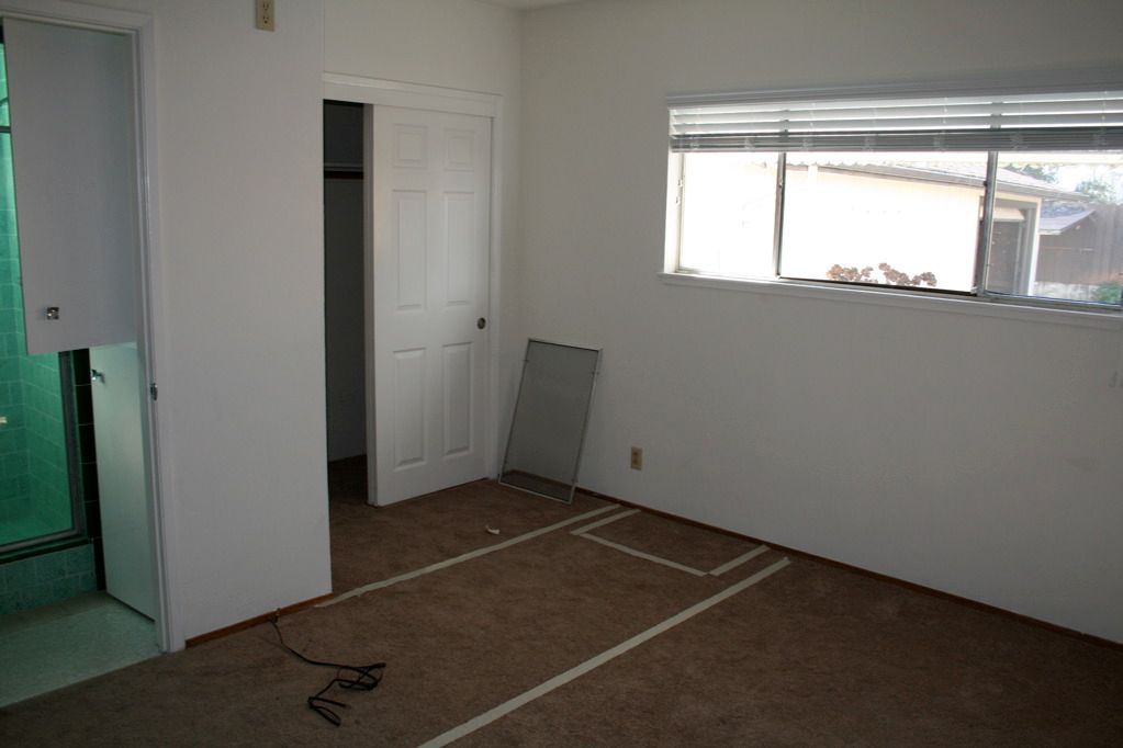 Master Bedroom - Looking towards Bathroom