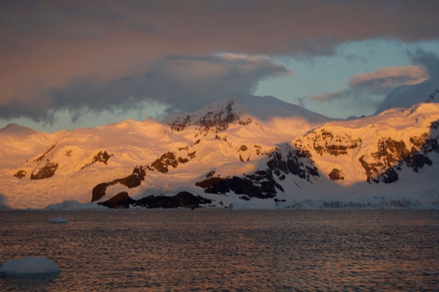 Beautiful light on the mountains