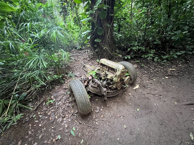Abandoned vehicle on the Ho'opi'i Hike