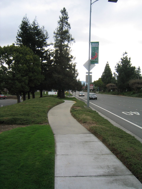 I was expecting there to be a mile-long road to get in and a gatehouse with wrought iron fencing all around the campus, but nope...it's just right there along the street